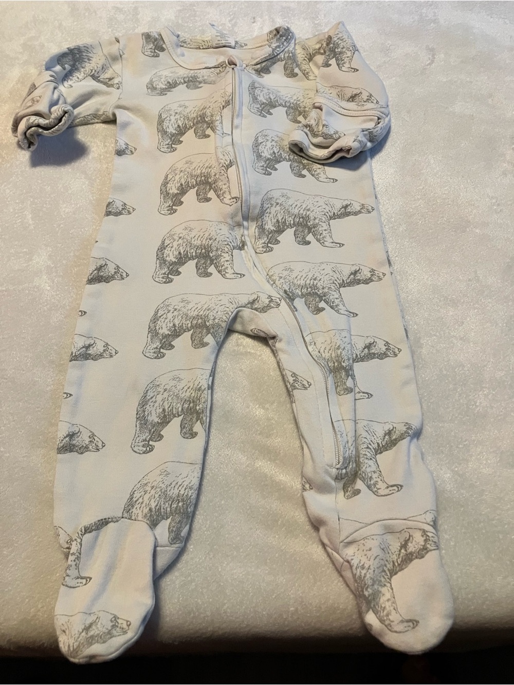 kate quinn Organic Footed One-Piece with Gray Polar Bear Print